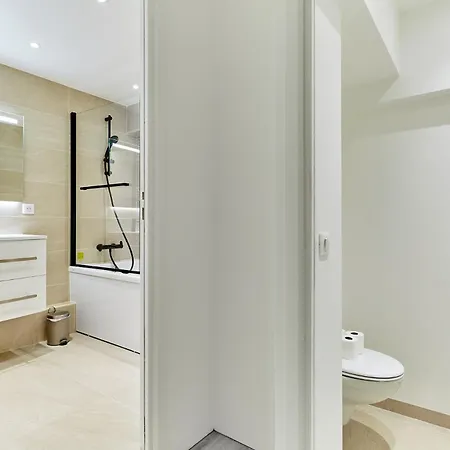 Montparnasse By Prestige Parigi