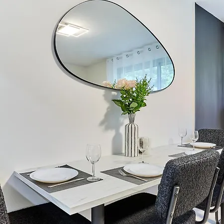 Montparnasse By Prestige شقة *